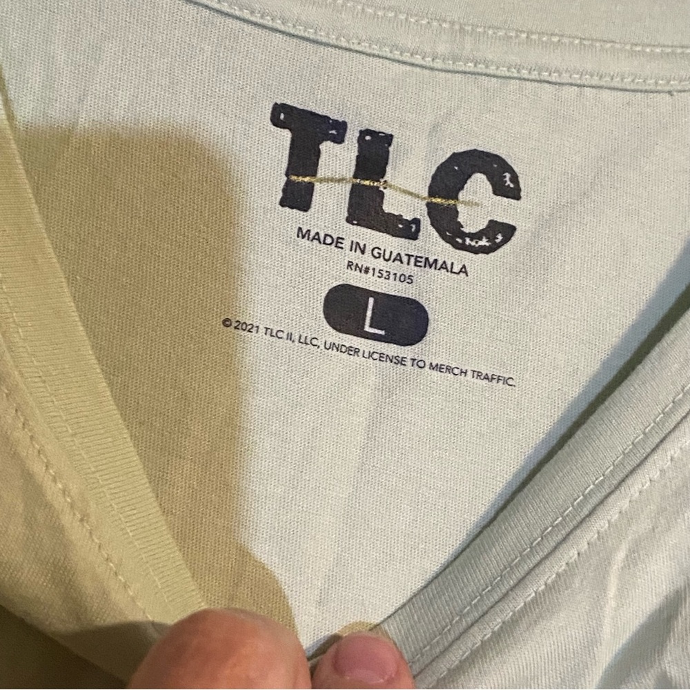 TLC No Scrubs Crop top SZ L NWOT length 19” chest 23” - Picture 3 of 6